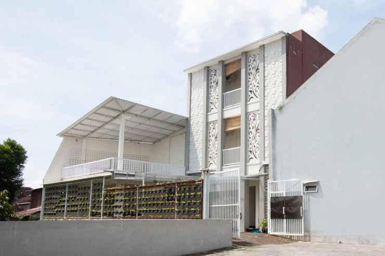Syariah Cozy Residence Malang Bagian luar foto